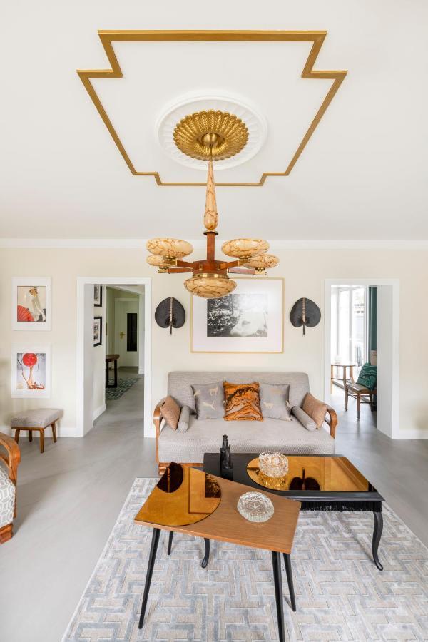 Suite With Private Bathroom At Three Bedroom Interwar Villa Grabyte With Daily Spaces To Share By Pine Forest On The Bank Of The River- 8Min By Car From Old Town Kaunas Exterior foto